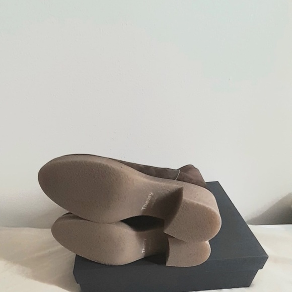 New Theory Crepe Heel Bootie Brown Cow Suede , Dyed Shearling Lamb Sz 41 Italy - Picture 6 of 8